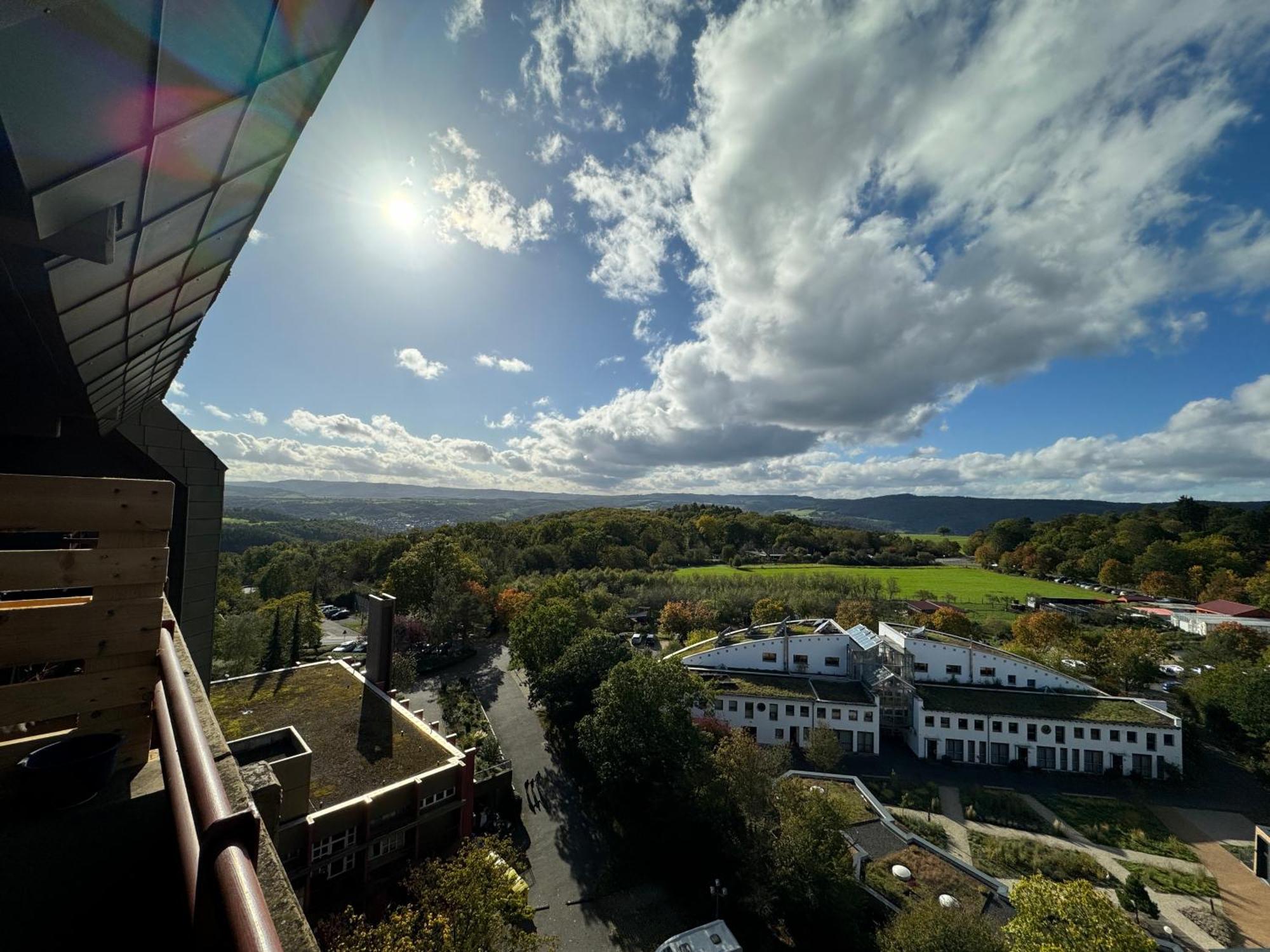 Klassen Stay - Design Studio In 11 Etage - Tolle Aussicht - Sauna, Pool - Netflix Lahnstein Esterno foto